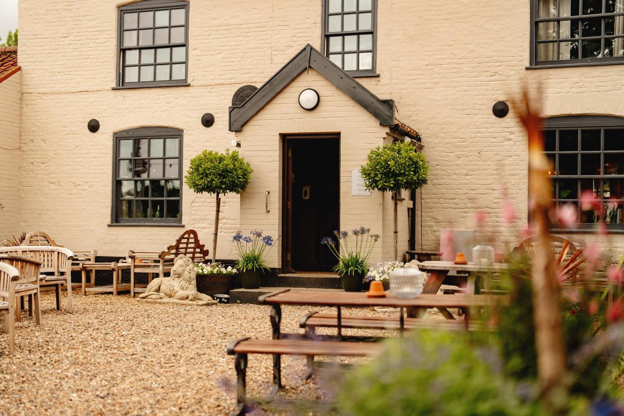 Wheatacre White Lion Hotell Burgh Saint Peter Eksteriør bilde